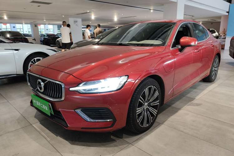 Used Volvo S60 New Energy 2021 T8 E-Drive Hybrid Four-Wheel Drive Smart Luxury Edition