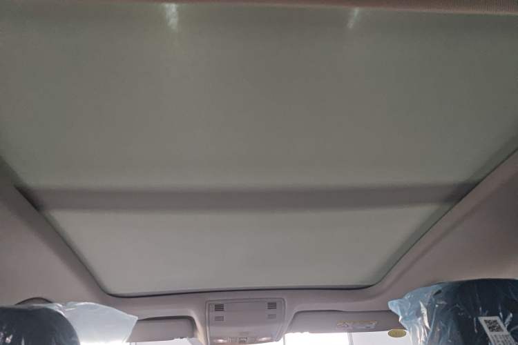 Used Volkswagen Sagitar 2025 Facelift 200TSI DSG Flyover Edition
