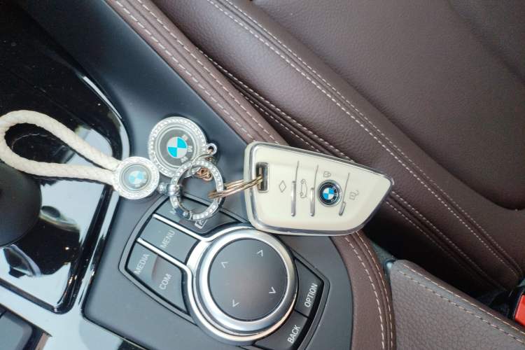 Used BMW X2 2023 sDrive25i M Sport Package Vehicle Key