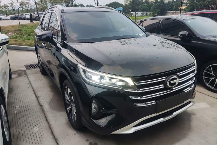 Used GAC Trumpchi GS4 2020 270T Automatic Smart Connectivity Edition Front Right 45 Deg