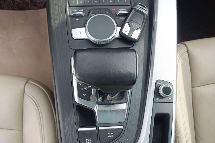 Used Audi A4L 2017 Plus 40 TFSI Fashion Model