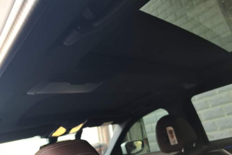 Used BMW 5 Series 2022 Second Facelift 530Li xDrive M Sport Package
