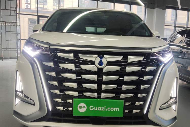 Used Denza D9 2022 DM-i 970 Four-Wheel Drive Prestige Model