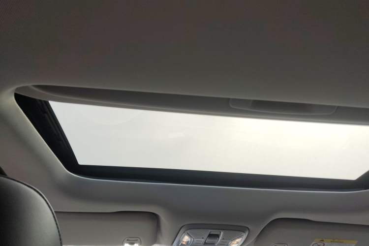 Used GAC Trumpchi GS5 2019 235T Manual Comfort Edition Headliner