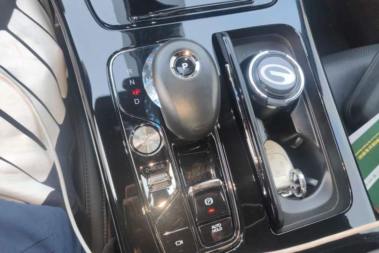 Used GAC Trumpchi M8 2023 Zongshi Series Dual-Motor Supreme Edition Gear Lever