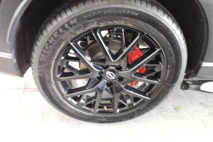 Used GAC Trumpchi GS8 2024 Linghang Series 2.0 TGDI Two-Wheel Drive Luxury Smart Connectivity Version
