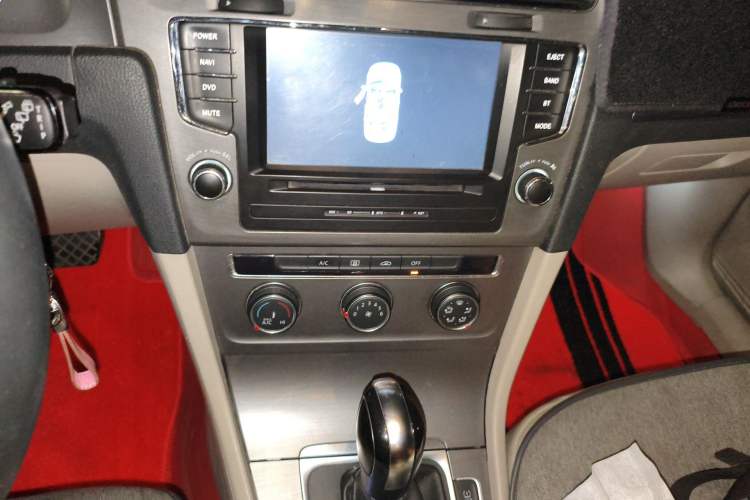 Used Volkswagen Golf 2014 1.6L Automatic Comfort Model