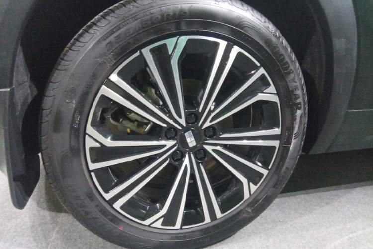 Used Geely Galaxy Xingjian 7 EM-i 2026 Model 135km Starship Version