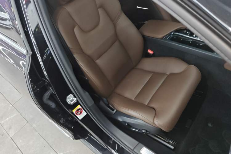 Used Volvo S90 2021 B5 Zhiyuan Luxury Edition