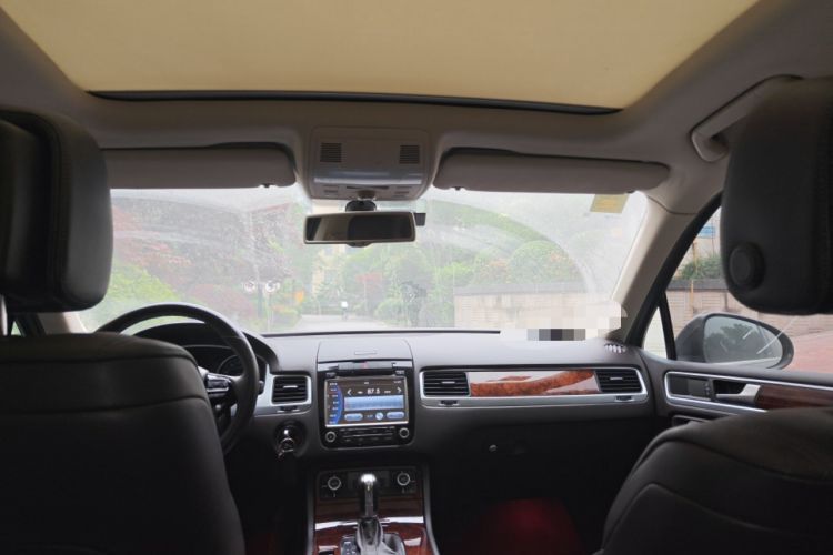 Used Volkswagen Touareg 2011 3.0 TSI Standard Version