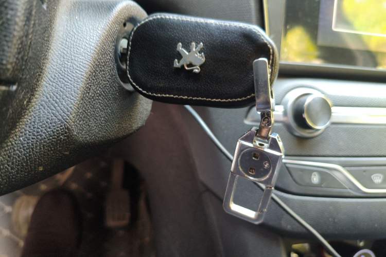 Used Peugeot 408 2015 1.2T Automatic Luxury Edition Vehicle Key