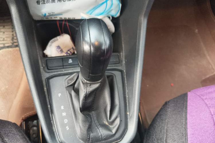 Used Volkswagen Santana 2019 1.5L Automatic Fashion Edition China VI Gear Lever