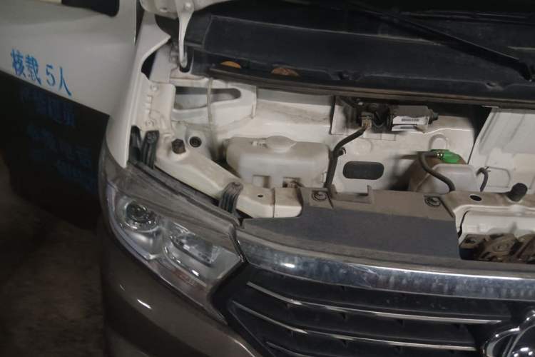 Used CHANGAN KUAYUE Xing V3 2022 1.5L Gasoline Enjoyment Model 5-Seat Passenger Vehicle JL473QH