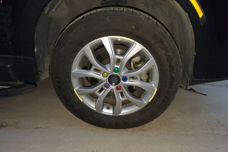 Used Haval H6 Coupe 2018 Blue Label 1.5T Automatic Two-Wheel Drive Luxury Model Right Front Wheel Hub