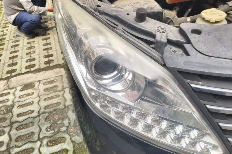 Used FORTHING F600 2016 F600 1.5T Luxury Edition Right Front Headlight