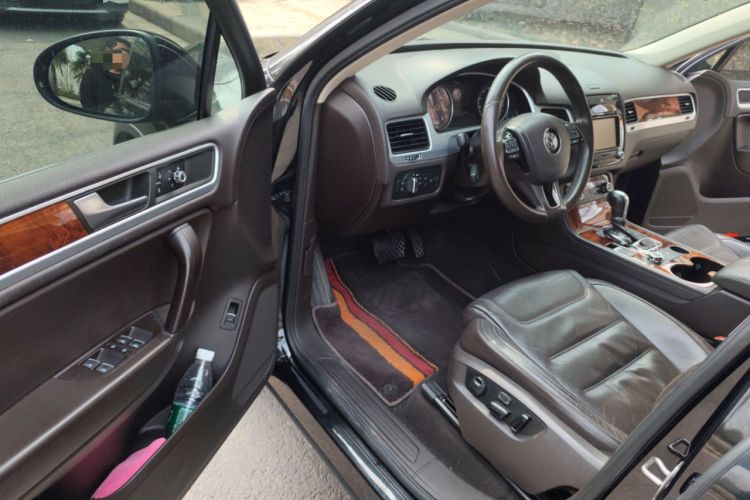 Used Volkswagen Touareg 2011 3.0 TSI Standard Version Driver Seat