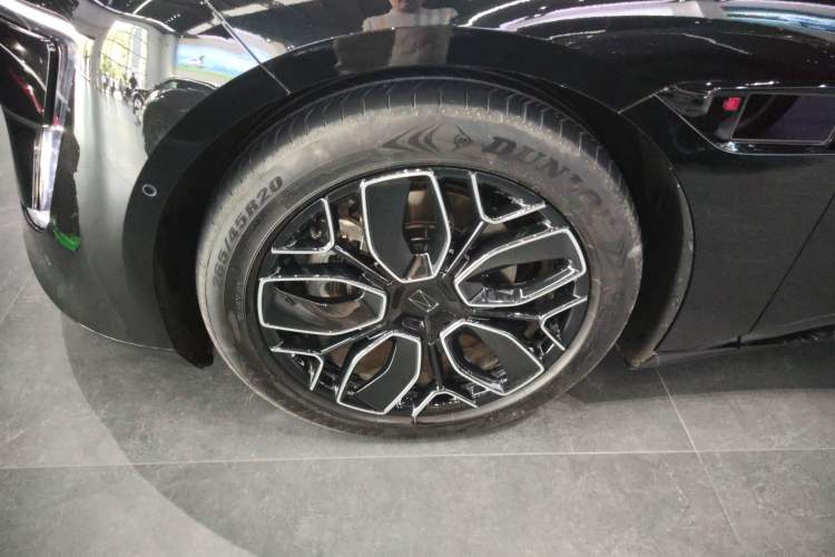 Used Avatr 12 2025 Refresh Max Extended-Range Version Left Front Wheel Hub