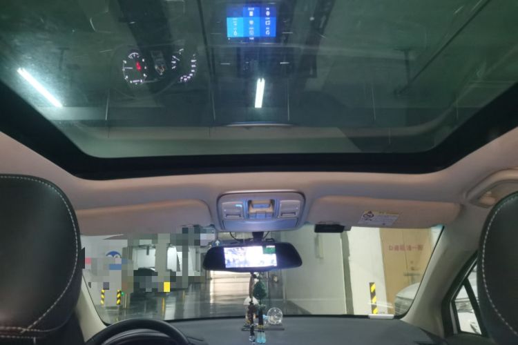 Used Geely Auto Emgrand GS 2017 Sport Edition 1.3T Automatic Smart Connectivity Model Headliner