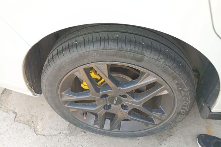 Used Dongfeng Aeolus Yixuan 2023 Mach Edition 1.5T Automatic Pursuit Rider Version Exterior 5