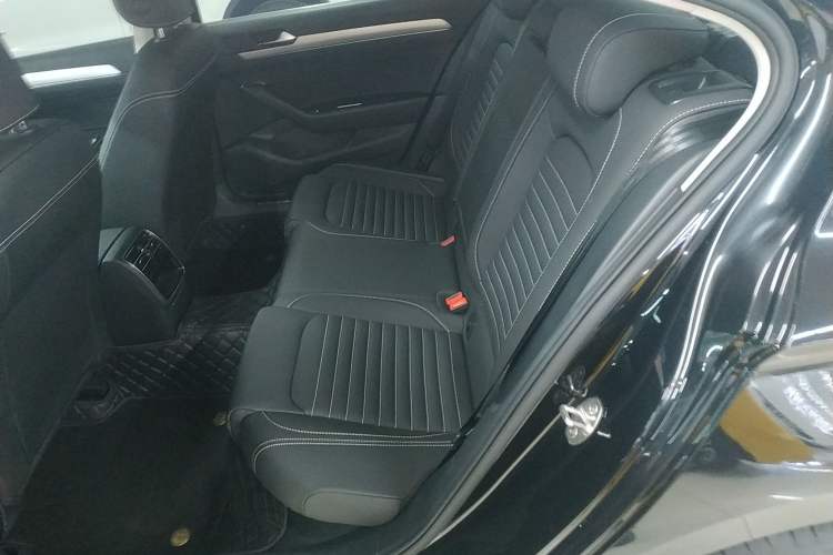 Used Volkswagen Magotan 2020 280TSI DSG Comfort Edition Left Rear Seat