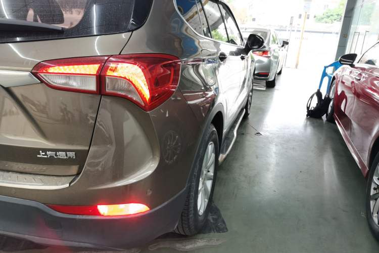 Used Buick Envision 2018 20T Two-Wheel Drive Luxury Model