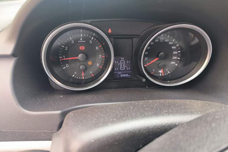 Used Haval H6 2017 Blue Label Sport Edition 1.5T Manual Two-Wheel Drive Elite Model Instrument Cluster