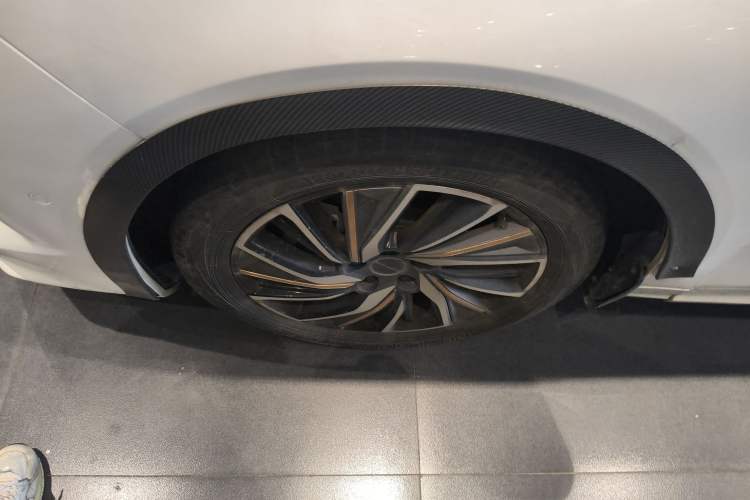 Used FORTHING Yacht 2022 1.5T DCT Lan Yue Edition Exterior 4