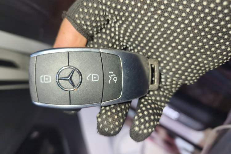 Used Mercedes-Benz GLC 2022 GLC 300 L 4MATIC Dynamic Edition Prestige Model Vehicle Key