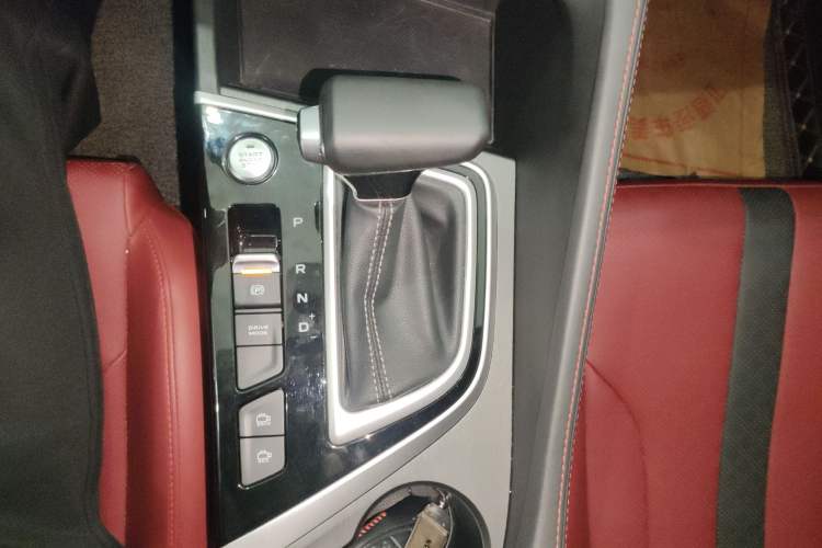 Used Changan Eado 2021 PLUS Blue Whale NE 1.4T GDI DCT Prestige Model
