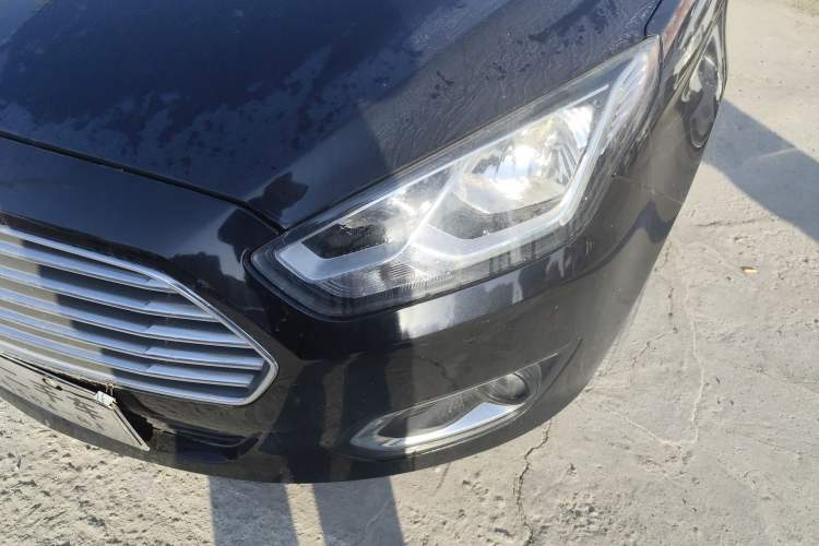 Used Ford Escort 2015 1.5L Automatic Fashion Model