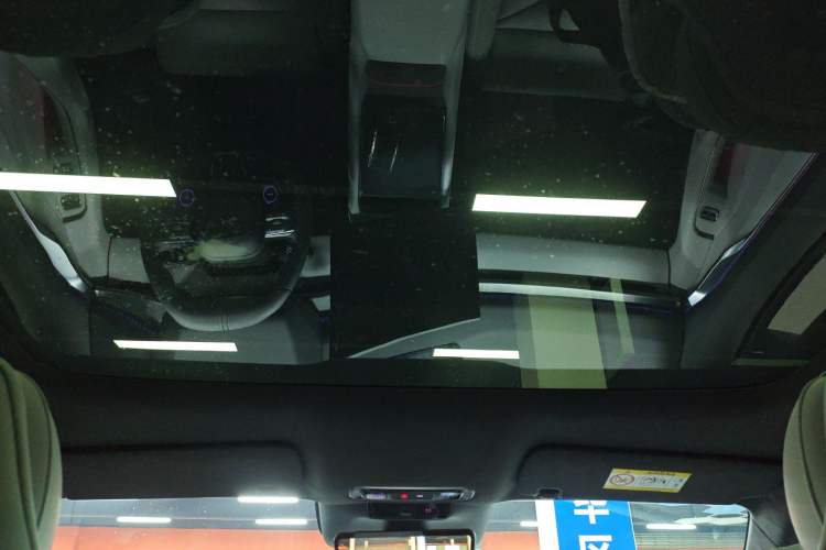 Used XPeng P7 2025 Model—702 Long Range Ultra