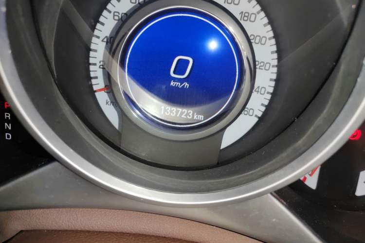 Used Cadillac SRX 2011 3.0L Flagship Edition Odometer Close Up