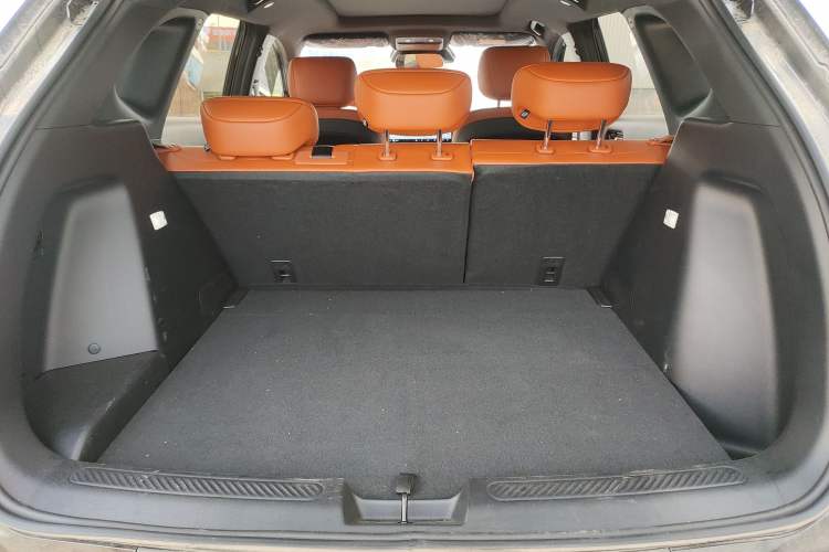 Used Wuling Xingguang S 2025 Model, 130km Flagship Edition Trunk