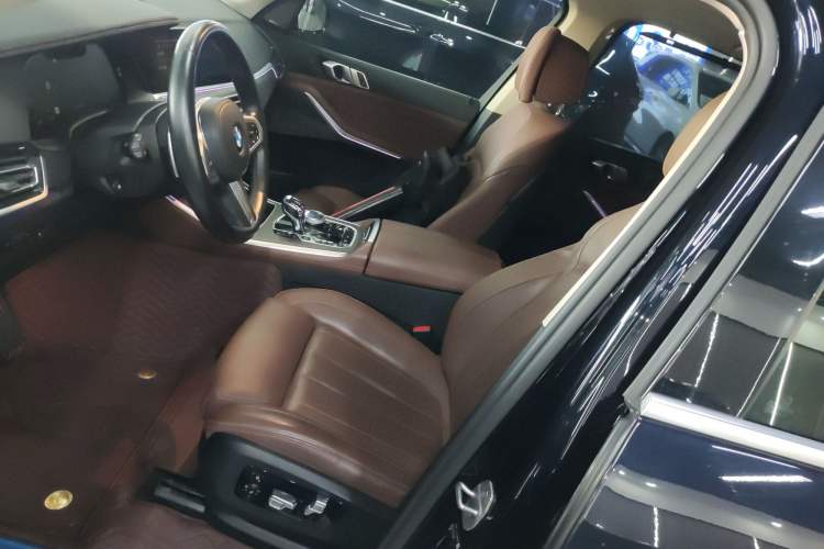 Used BMW X5 (Import) 2021 xDrive40i Luxury Model with M Sport Package
