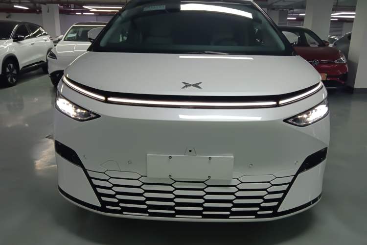 Used XPeng X9 2024 702 Ultra-Long Range Pro