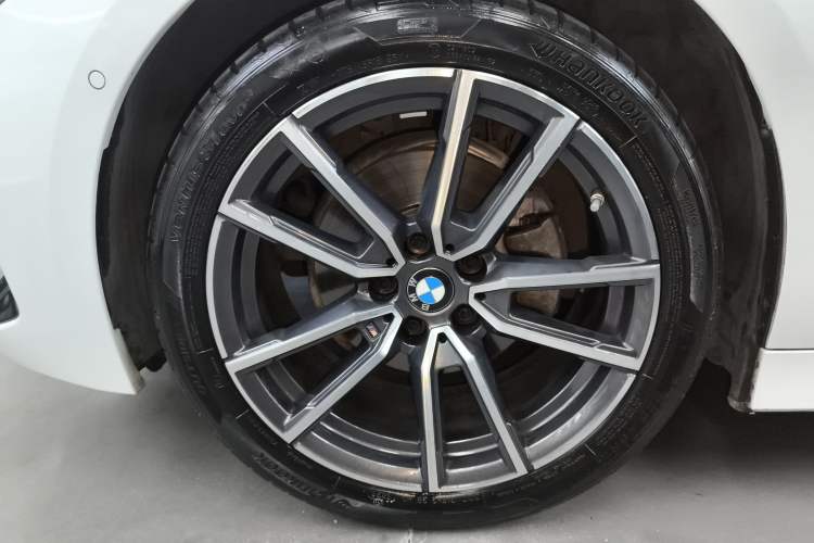 Used BMW 3 Series 2023 325Li M Sport Package
