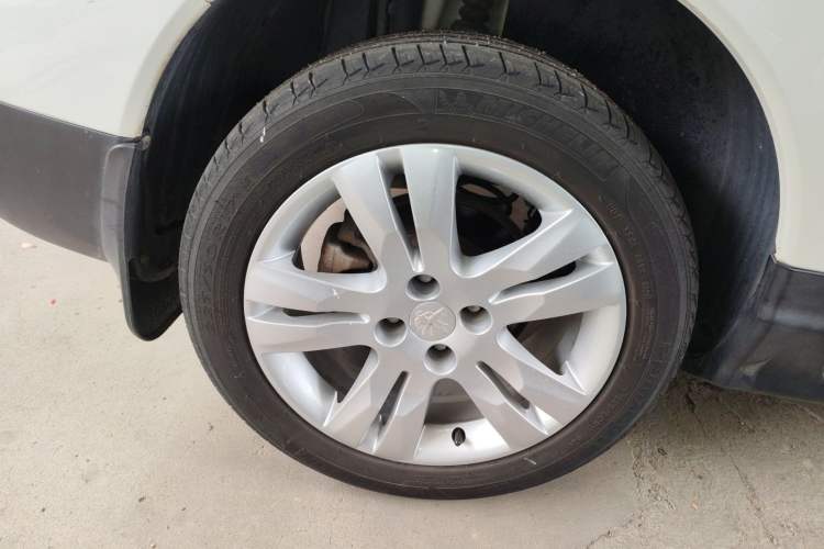 Used Peugeot 3008 2015 2.0L Automatic Trend Edition
