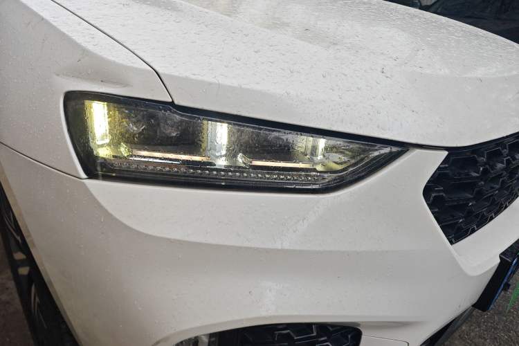 Used Wey VV7 2019 Upgraded Model 2.0T Flagship Version China VI Right Front Headlight