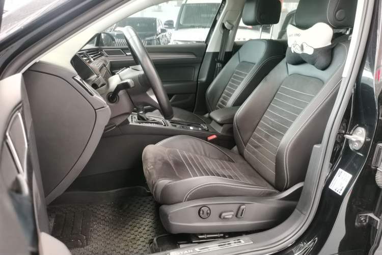 Used Volkswagen Magotan 2020 330TSI DSG Luxury Edition
