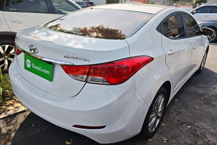Used Hyundai Elantra (5th Generation / Langdong) 2015 1.6L Manual Fashion Edition
