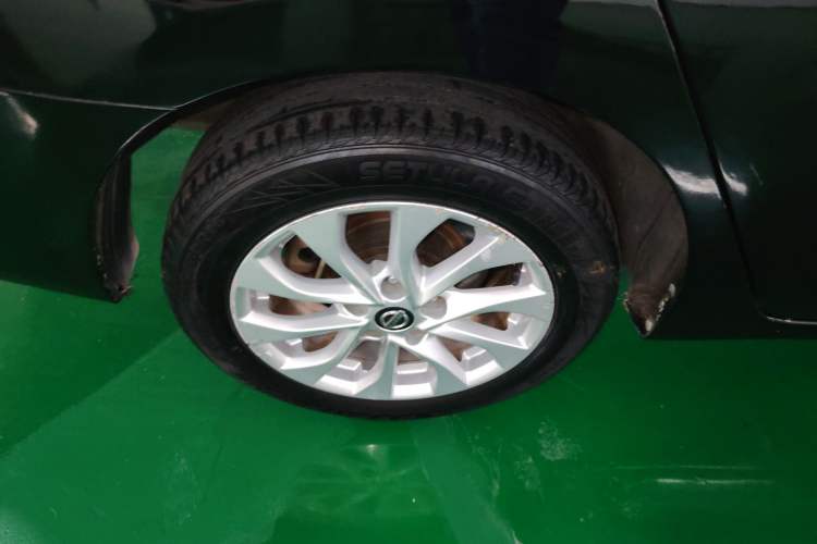 Used Nissan Sylphy 2018 1.6XE CVT Comfort Edition Right Rear Wheel Hub