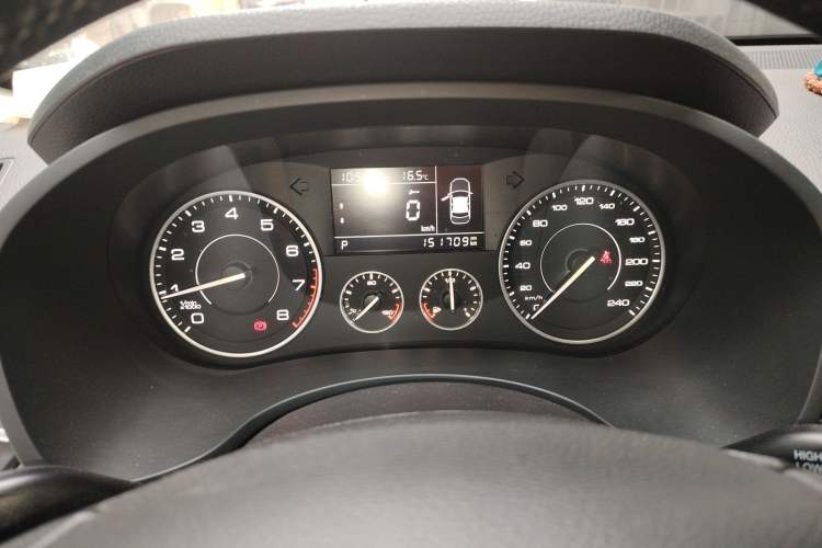 Used BORGWARD BX5 2017 20TGDI Automatic Two-Wheel Drive Pioneer Edition Instrument Cluster