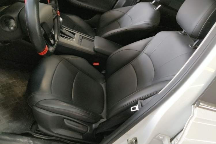 Used Roewe i5 2023 1.5L CVT Luxury Edition Left Front Seat