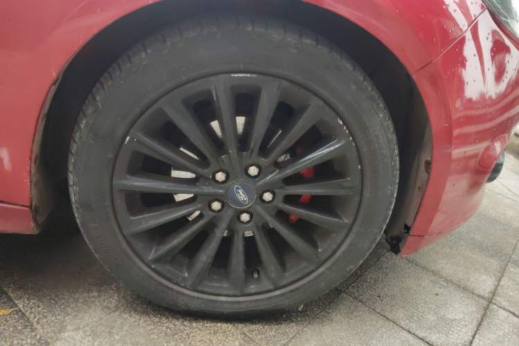 Used Ford Focus 2012 Hatchback 1.6L Automatic Fashion Edition