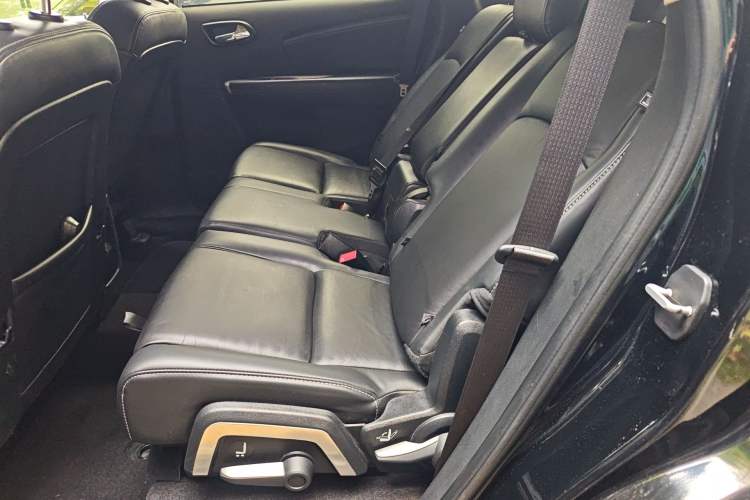 Used Dodge Journey 2014 2.4L Two-Wheel Drive Touring Edition