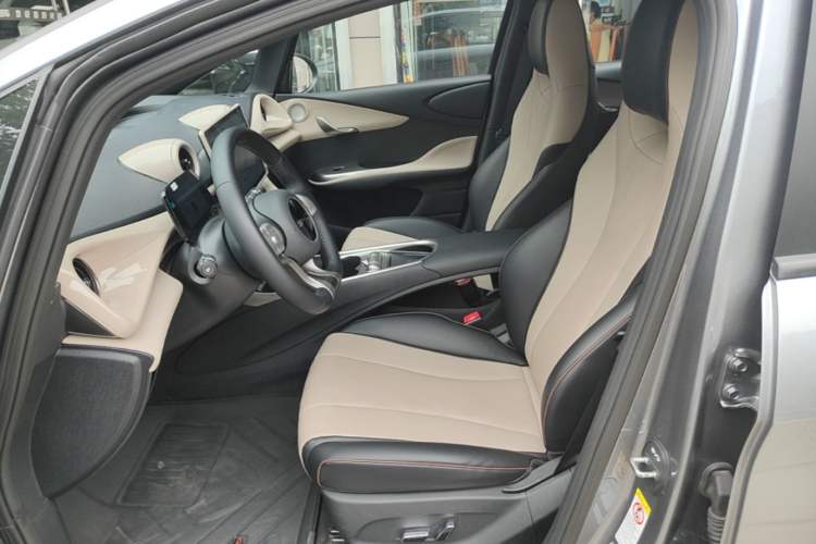Used BYD Dolphin 2023 420 km Fashion Edition
