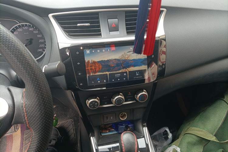 Used Nissan Sylphy 2021 Classic 1.6XL CVT Luxury Edition Audio And AC Panel