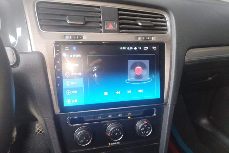 Used Volkswagen Golf 2018 230TSI Automatic Comfort Model
