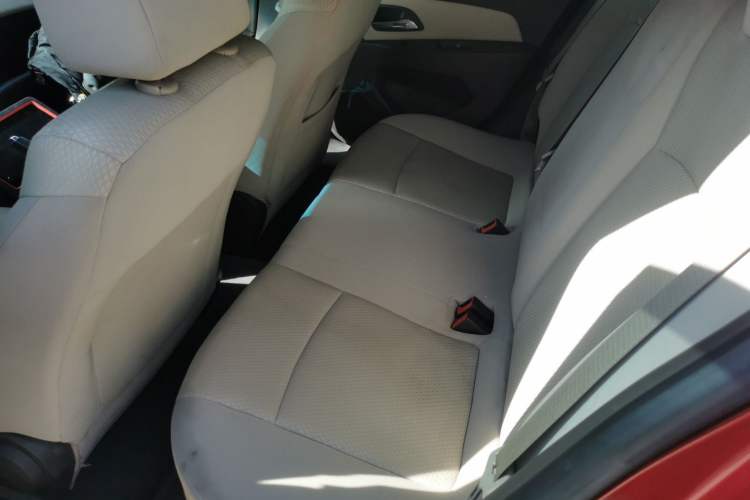 Used Chevrolet Cruze 2015 1.5L Classic SL MT Left Rear Seat