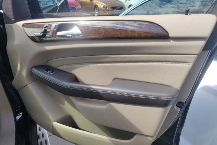 Used Mercedes-Benz M-Class 2015 ML 350 CDI 4MATIC